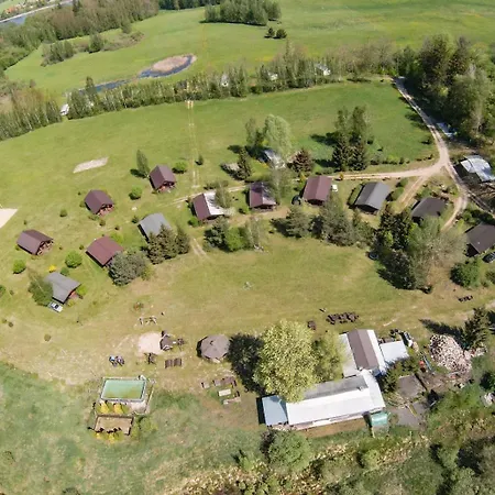 Czerwony W Sloncu Mazur * Budy (Szczytno)